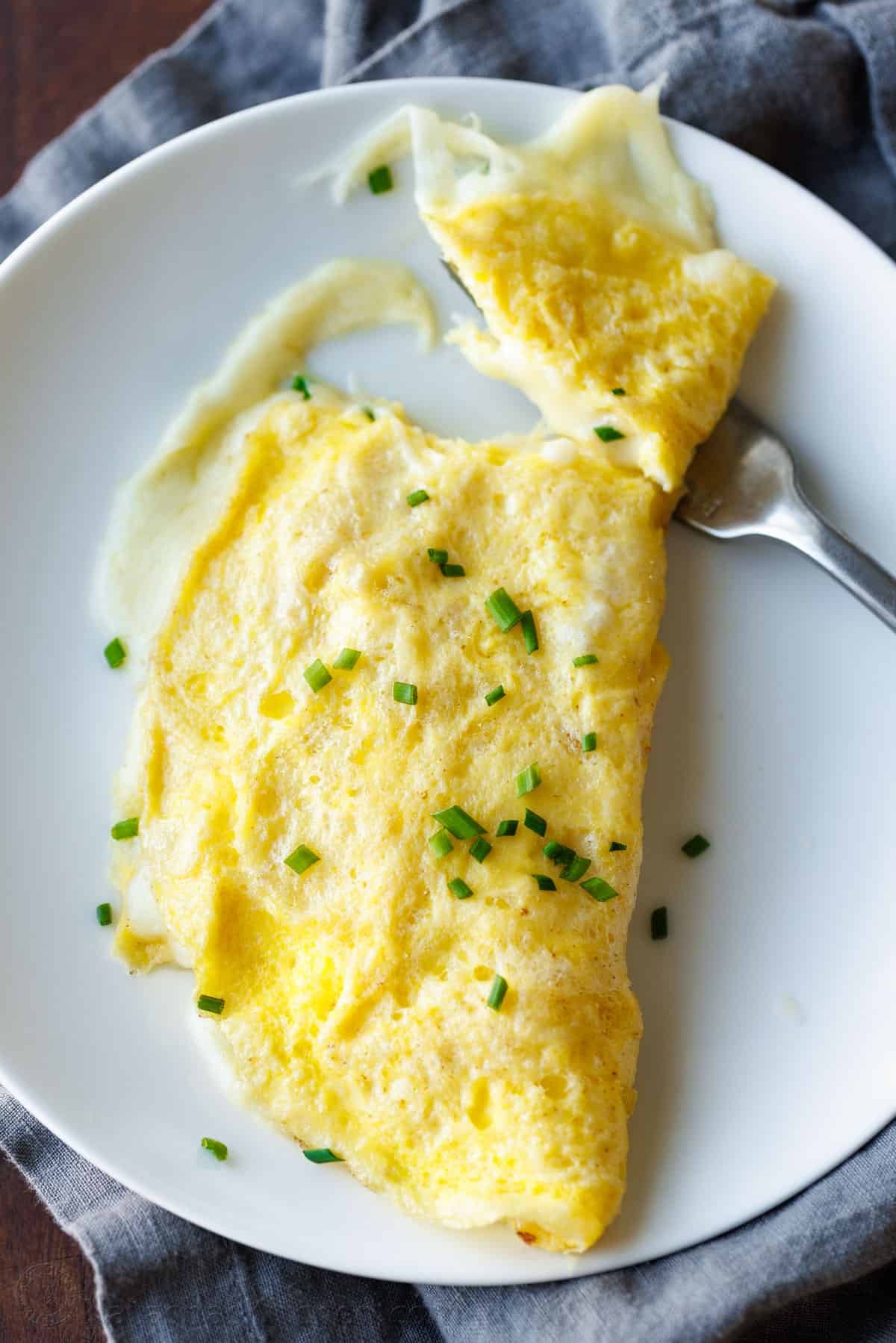 Cooked cheese omelette 