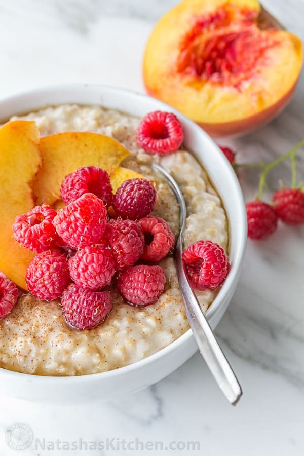 See our best breakfast ideas for busy weekday mornings and special holidays alike. Try out both sweet treats and healthy breakfast recipes. Steel cut oats in bowl served with fresh fruit