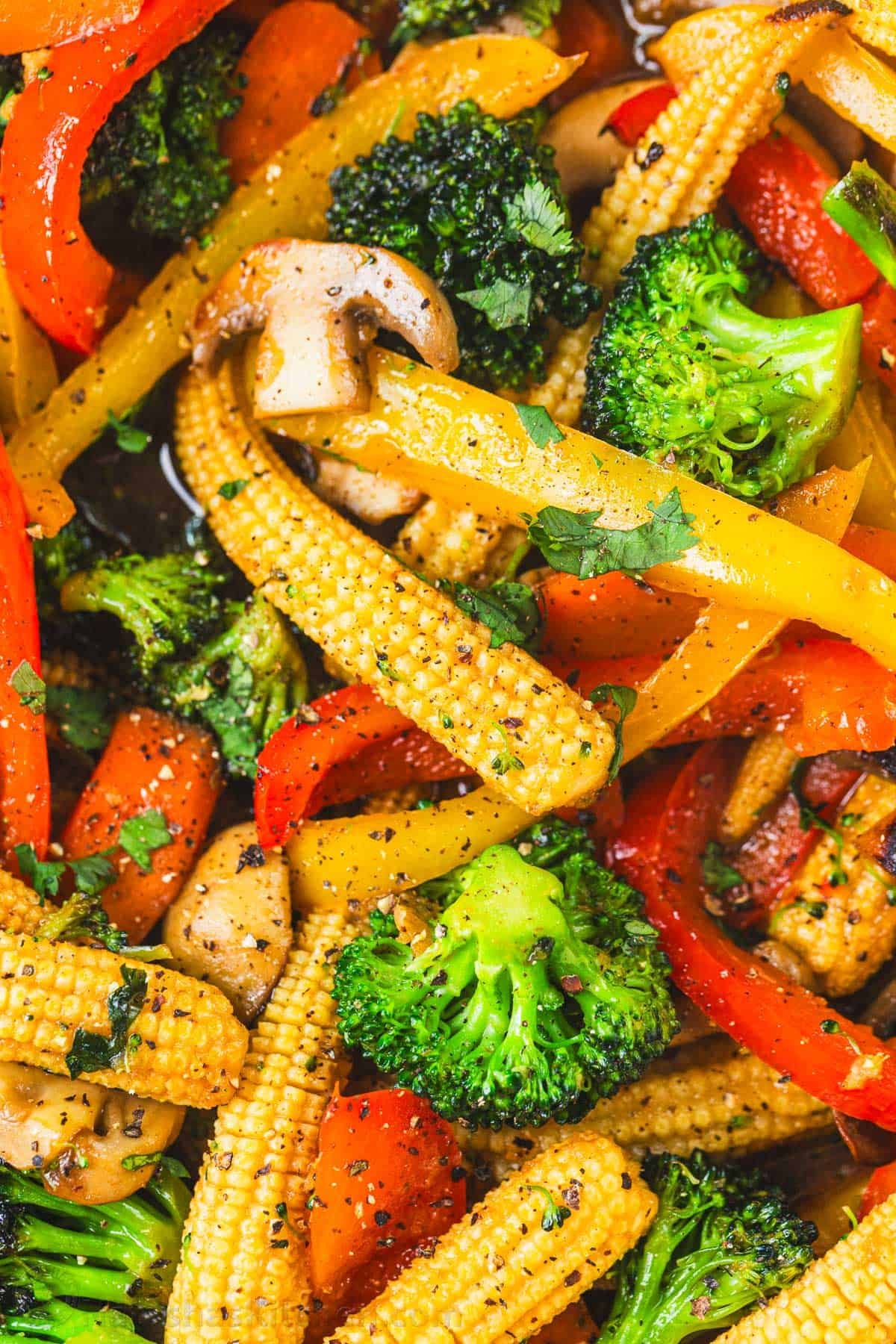 Easy Vegetable stir fry with stir fry sauce up close showing textures
