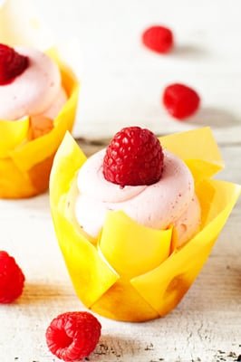 Raspberry-Lemon-Cupcake1