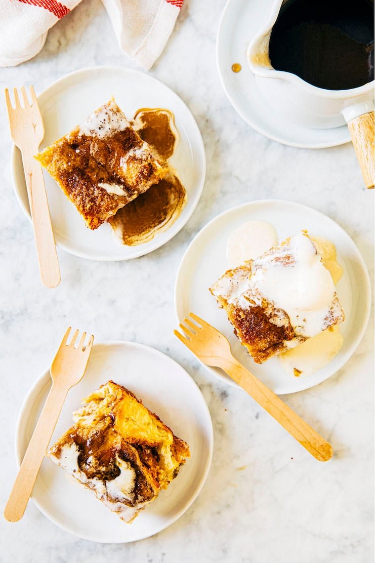 bread pudding with bourbon sauce