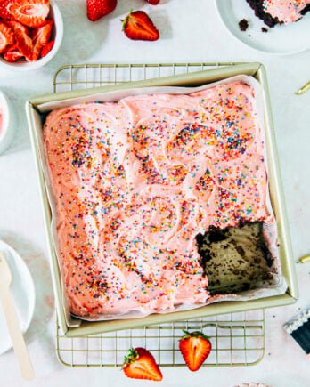 chocolate strawberry cake