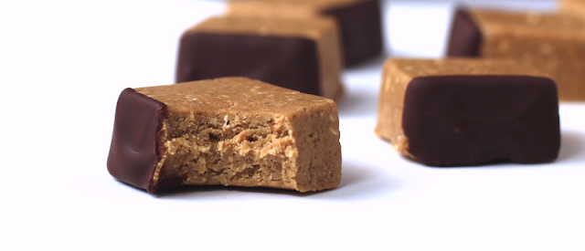 Healthy Graham Cracker Fudge - Desserts with Benefits
