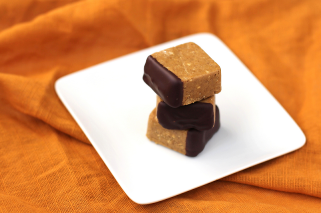 Healthy Graham Cracker Fudge - Desserts with Benefits