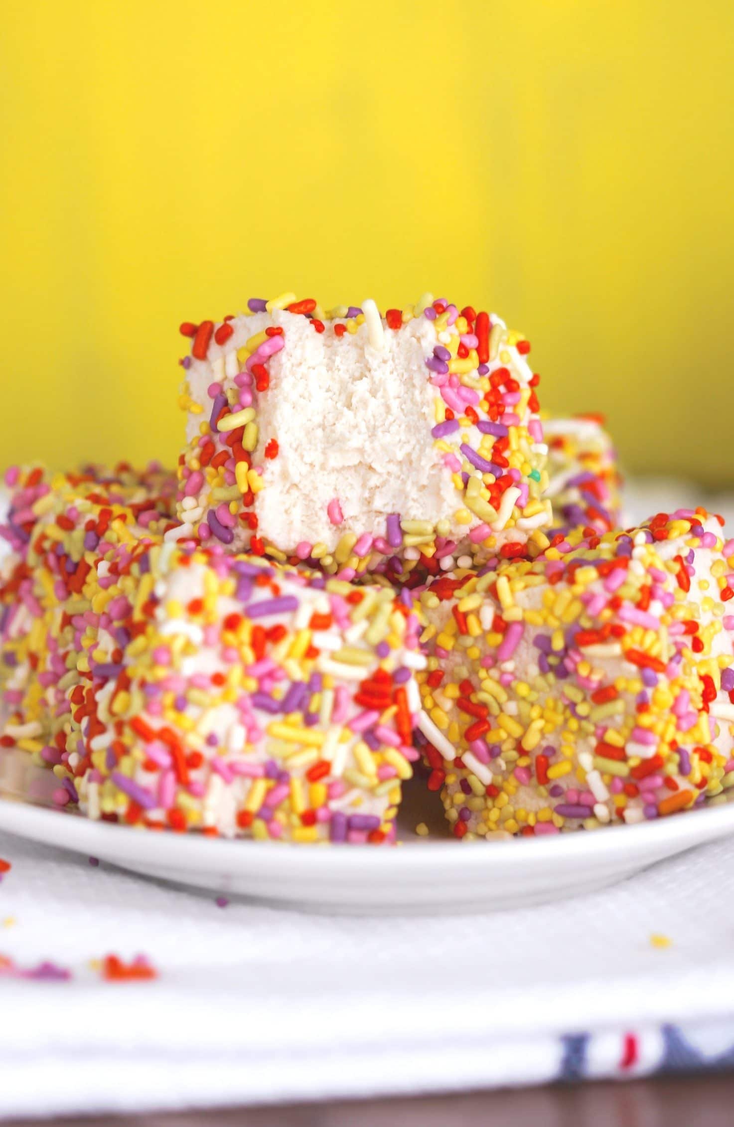 Healthy Cake Batter Fudge (low sugar, high protein, gluten free, dairy free, vegan) - Healthy Dessert Recipes at Desserts with Benefits