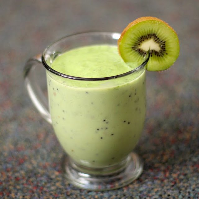 Healthy Green Monster Smoothie - Desserts With Benefits