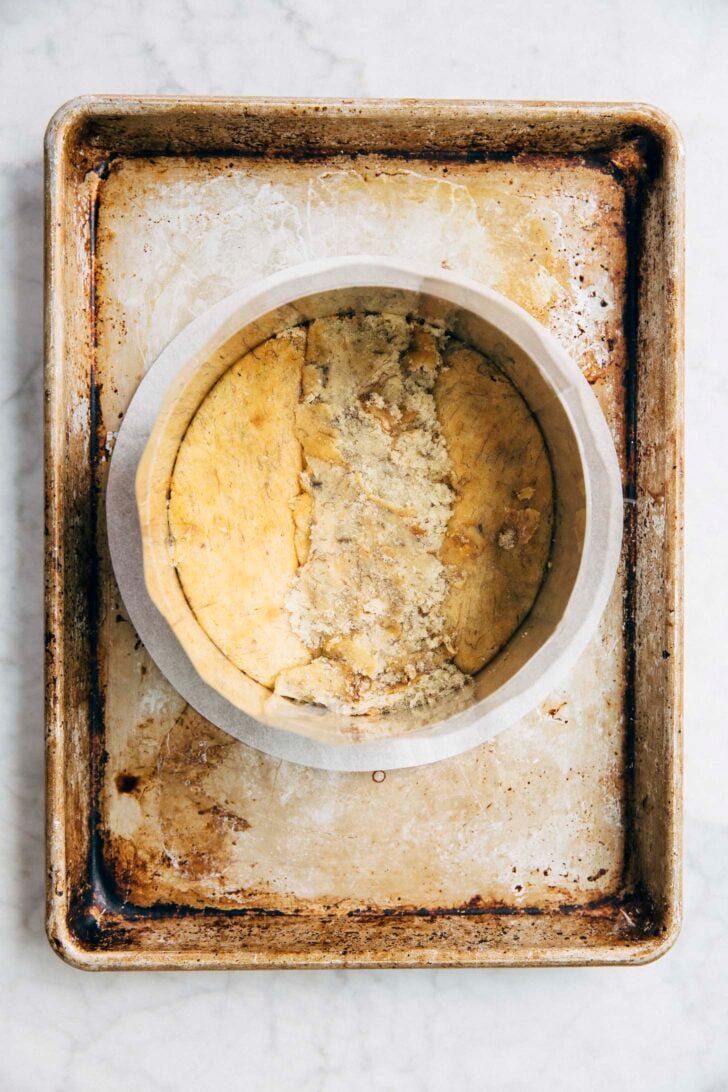 photo showing the first layer of the milk bar banana cake