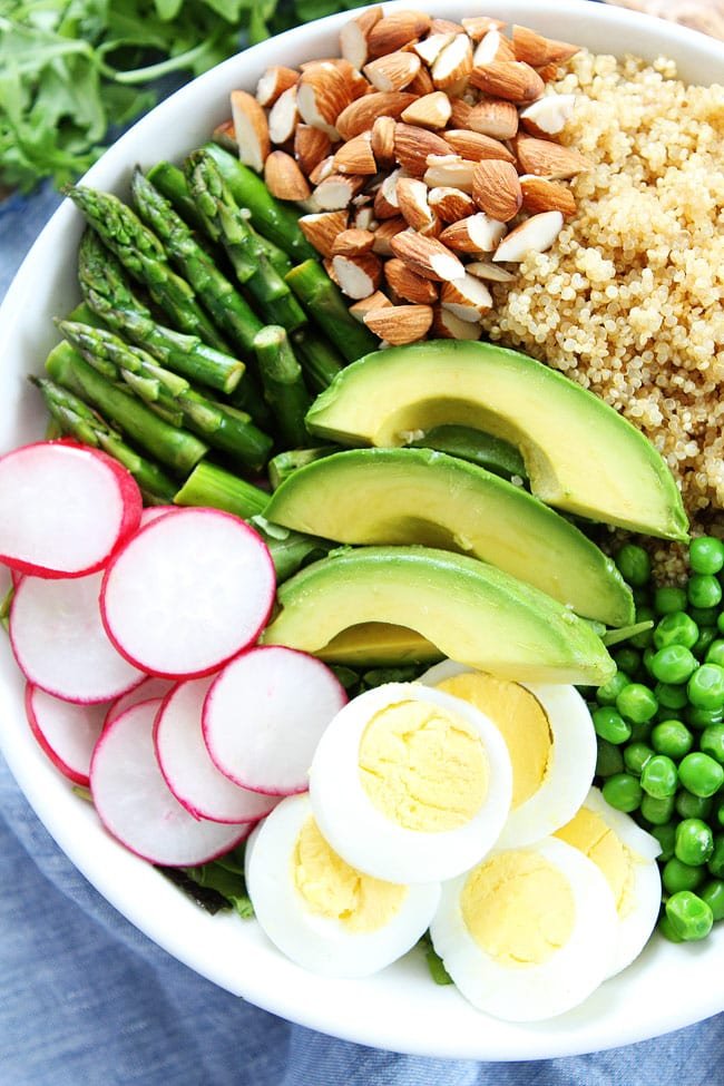 Spring Quinoa Bowl Recipe on twopeasandtheirpod.com I love everything about this simple and healthy spring quinoa bowl! Spring Quinoa Bowl Recipe