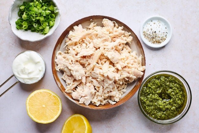 chicken pesto salad ingredients.