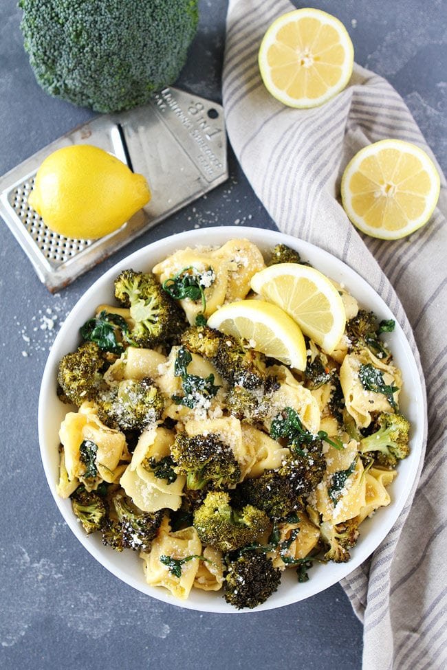 Lemon Broccoli Tortellini Recipe on twopeasandtheirpod.com This easy cheese tortellini pasta is full of flavor and makes a great weeknight dinner. It is so easy and everyone loves it! Tortellini with roasted broccoli in aa bowl