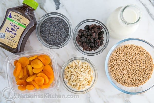 Wheat berry Christmas Pudding - A classic Ukrainian Kutia (Kutya) from @natashaskitchen