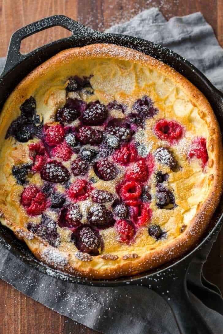 Berry Dutch Baby pancake