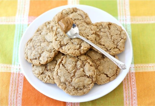 biscoff-oatmeal-cookies4 Biscoff Oatmeal Cookies are the BEST oatmeal cookies! The entire family will love these soft and chewy oatmeal cookies!
