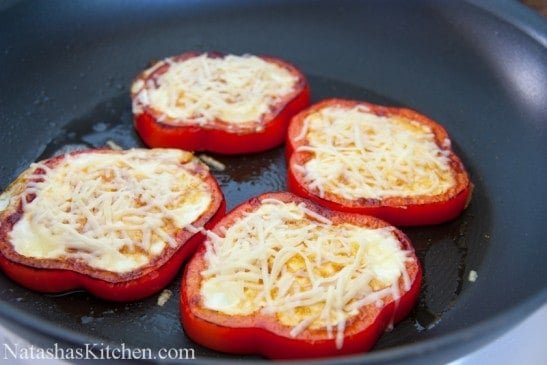 The bell pepper adds gorgeous color and a very healthy veggie to your morning. Impress your family and breakfast guests with this Bell Pepper egg-in-a-hole.