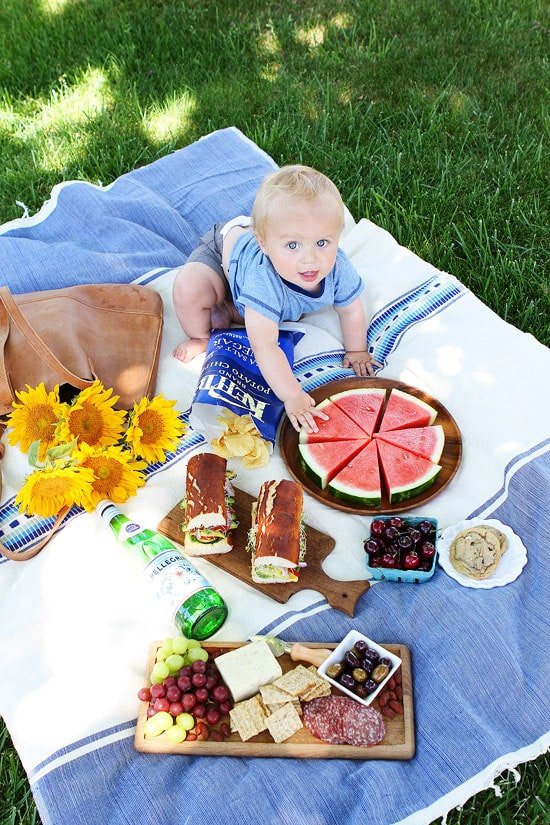 Summer Picnic Recipes and Tips on twopeasandtheirpod.com Plan the perfect picnic with these tips and recipes! Summer Picnic