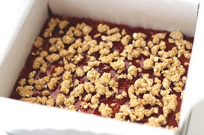 These Healthy Jelly Bars are sweet, soft, and full of flavor, but without the sugar and butter. Plus, they're gluten free and don't require any baking!