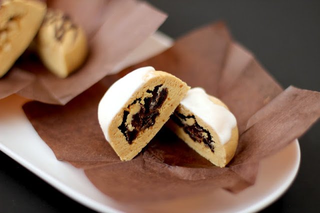 Healthy Peanut Butter Surprise Power Bonbons, made THREE ways! Rich, sweet, and uber fudgy, these peanut butter energy bites will fuel your day!