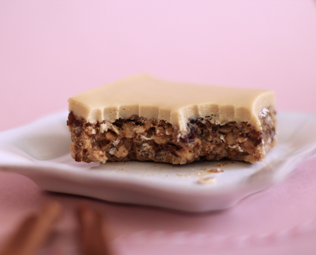 Healthy Oatmeal Raisin Krispy Treats - Desserts with Benefits