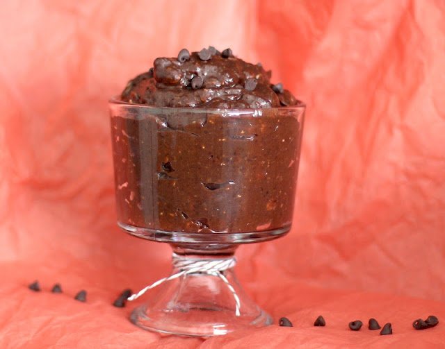 Healthy Brownie Batter (Chocolate Cookie Dough) - Desserts with Benefits