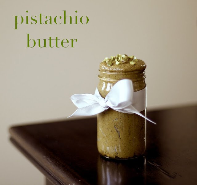 Healthy Homemade Pistachio Butter (low carb!)