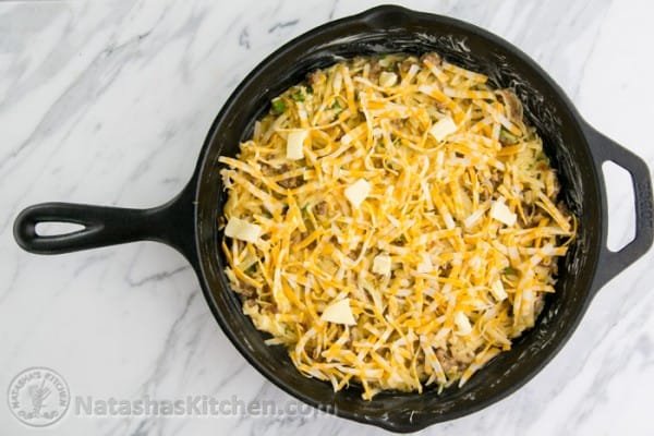 Breakfast Potato Sausage and Egg Skillet-3