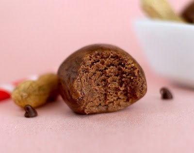 Healthy Chocolate Peanut Butter Protein Balls - Desserts with Benefits