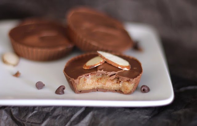 Healthy Almond Joy Chocolate Candy Cups - Desserts with Benefits