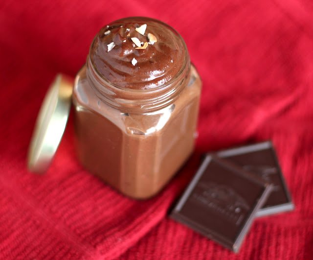Healthy DIY Nutella - Desserts with Benefits
