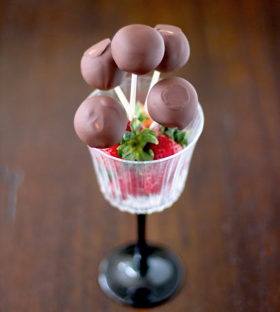 Healthy Cheesecake Pops Recipe - Desserts With Benefits
