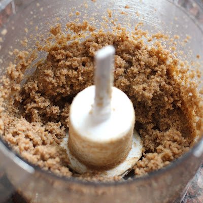 EASY Healthy Homemade Pecan Butter made all natural, sugar free, low carb, gluten free, and vegan! No hydrogenated oils or trans fats whatsoever!