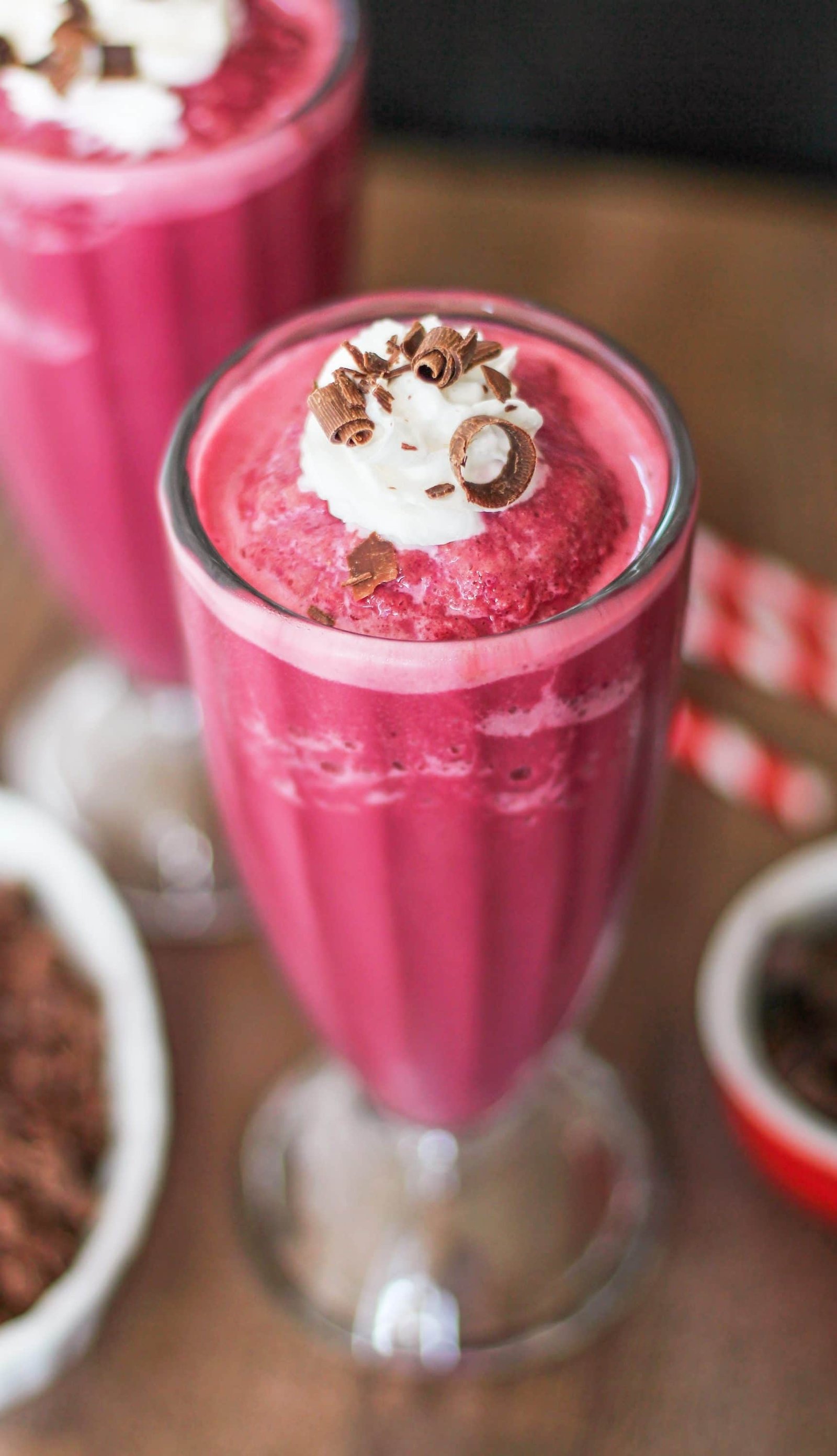 Healthy Red Velvet Milkshake (refined sugar free, low fat, high protein, high fiber, gluten free) - Healthy Dessert Recipes at Desserts with Benefits