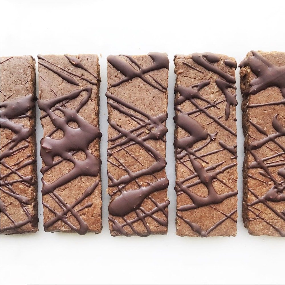 Healthy Chocolate Fudge DIY Protein Bars from the DIY Protein Bars Cookbook – authored by Jessica Stier of the Desserts with Benefits Blog