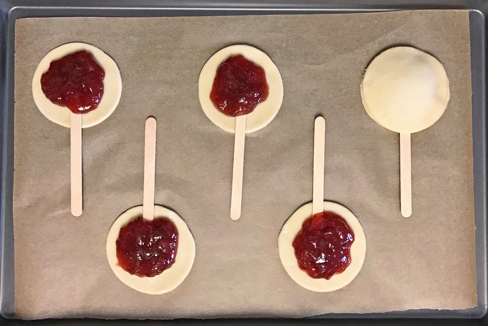 Single-Serving Pie Pops! Perfect if you like pie but don't like sharing. You can make whatever flavor you like — strawberry to blueberry to apple to cranberry and more. These are a guaranteed crowdpleaser and no one could tell they’re totally guilt-free, low sugar, and vegan! Healthy Dessert Recipes at the Desserts With Benefits Blog (www.DessertsWithBenefits.com)