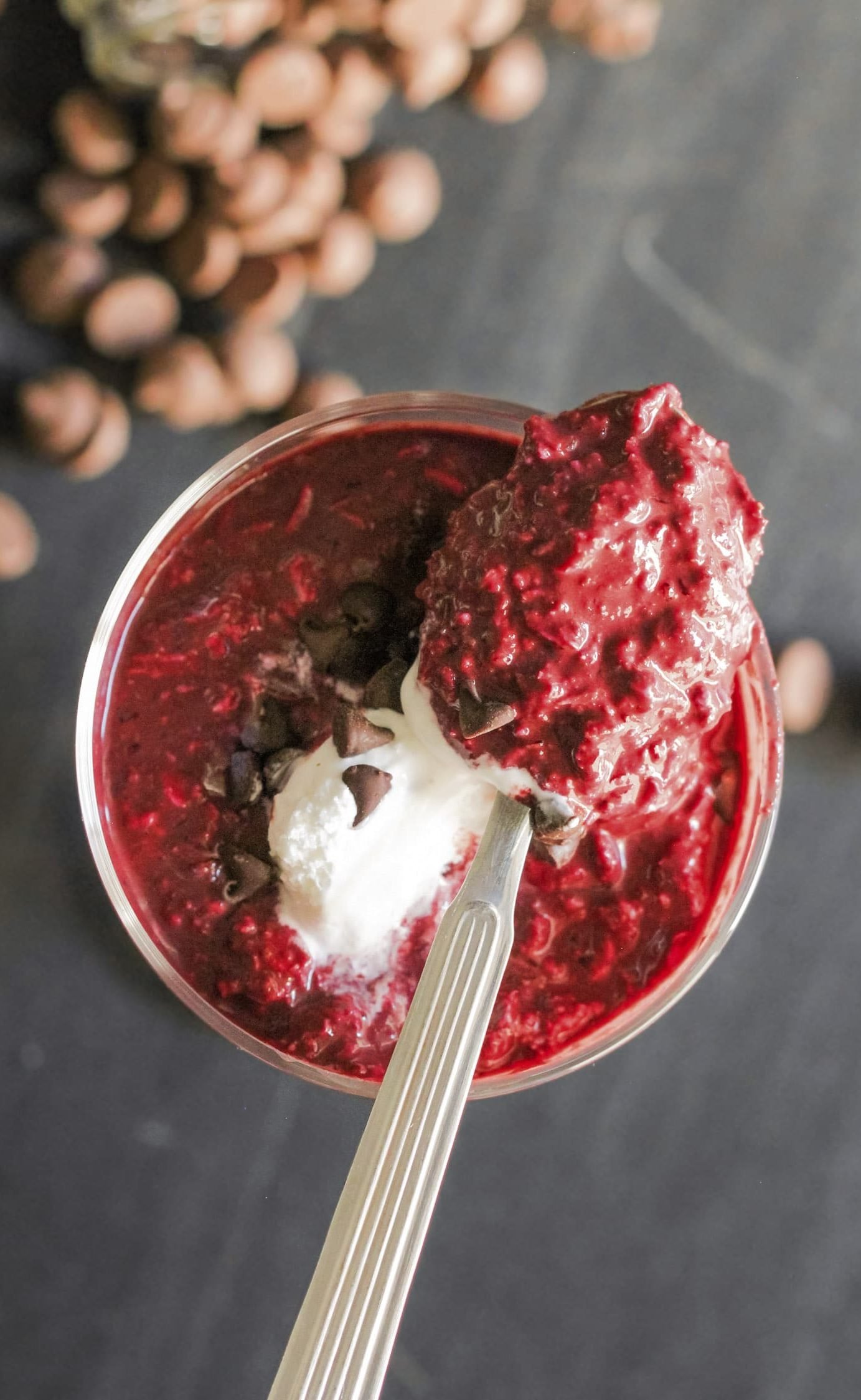 Have dessert for breakfast with these Healthy Red Velvet Overnight Dessert Oats! This single serving recipe is all natural (no artificial food dyes here) sugar free, high fiber, gluten free, dairy free, and vegan. Satisfy your morning sweet tooth while getting in some nutrition! Healthy Dessert Recipes with low calorie, low fat, low carb, and high protein options at the Desserts With Benefits Blog.