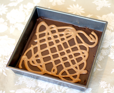 Healthy Peanut Butter and Chocolate Krispy Treats - Desserts with Benefits Healthy Peanut Butter and Chocolate Krispy Treats - healthy dessert blog