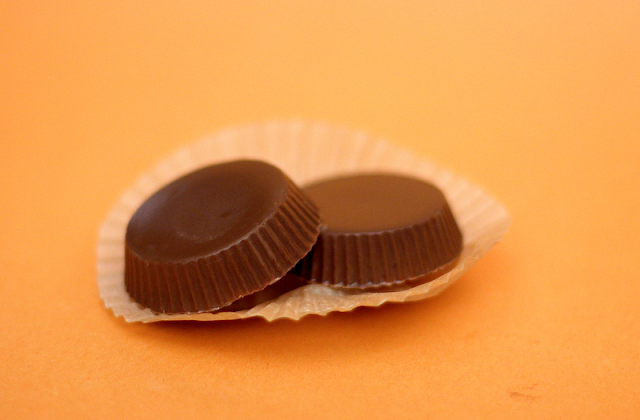 Healthy Homemade Reese's Peanut Butter Cups