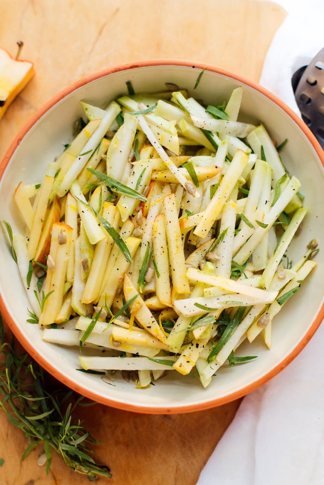 Crisp Apple Kohlrabi Salad