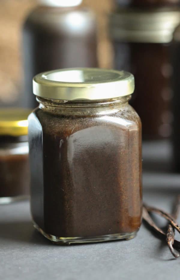 3-ingredient homemade vanilla bean paste (refined sugar free, fat free, low carb, gluten free, vegan)