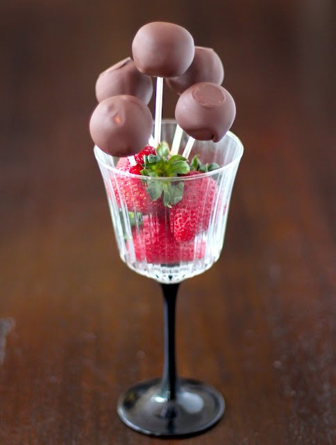 Healthy Cheesecake Pops Recipe - Desserts With Benefits