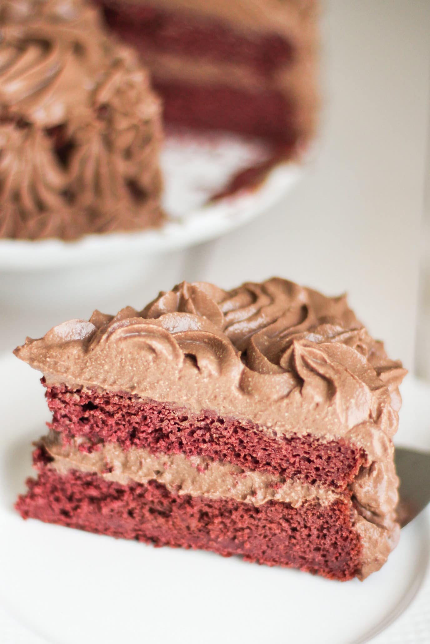 Healthy Vegan Red Velvet Cake with Chocolate Mousse Frosting (all natural, low sugar, high protein, high fiber, gluten free, dairy free) - Healthy Dessert Recipes at Desserts with Benefits