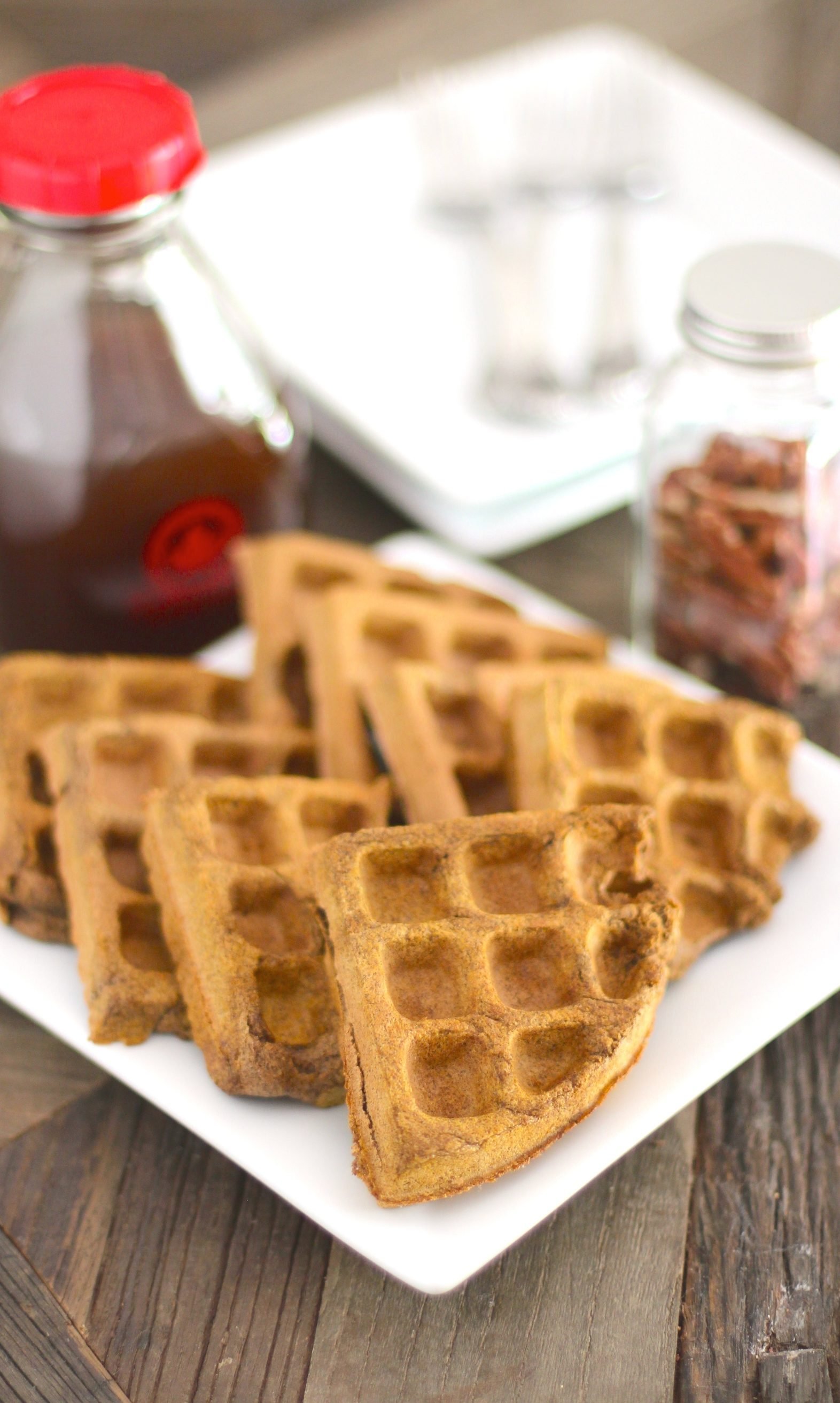 Healthy Pumpkin Buckwheat Waffles (sugar free, low fat, high fiber, high protein, gluten free, vegan) - Healthy Dessert Recipes at Desserts with Benefits