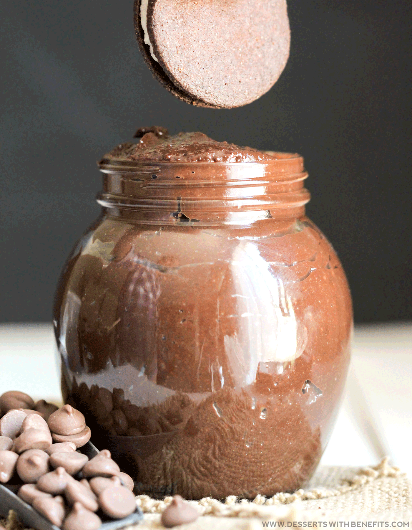 Healthy Oreo Cookie Butter recipe -- thick, rich, sweet, and chocolatey, it’ll beat peanut butter and almond butter ANY DAY! You’d never know it’s sugar free, low calorie, low fat, gluten free, dairy free, and vegan! Healthy Dessert Recipes at Desserts with Benefits