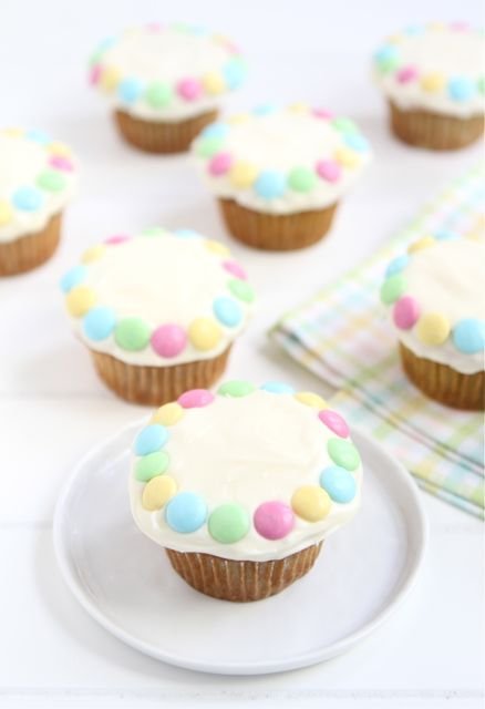 Banana Cupcakes with Cream Cheese Frosting