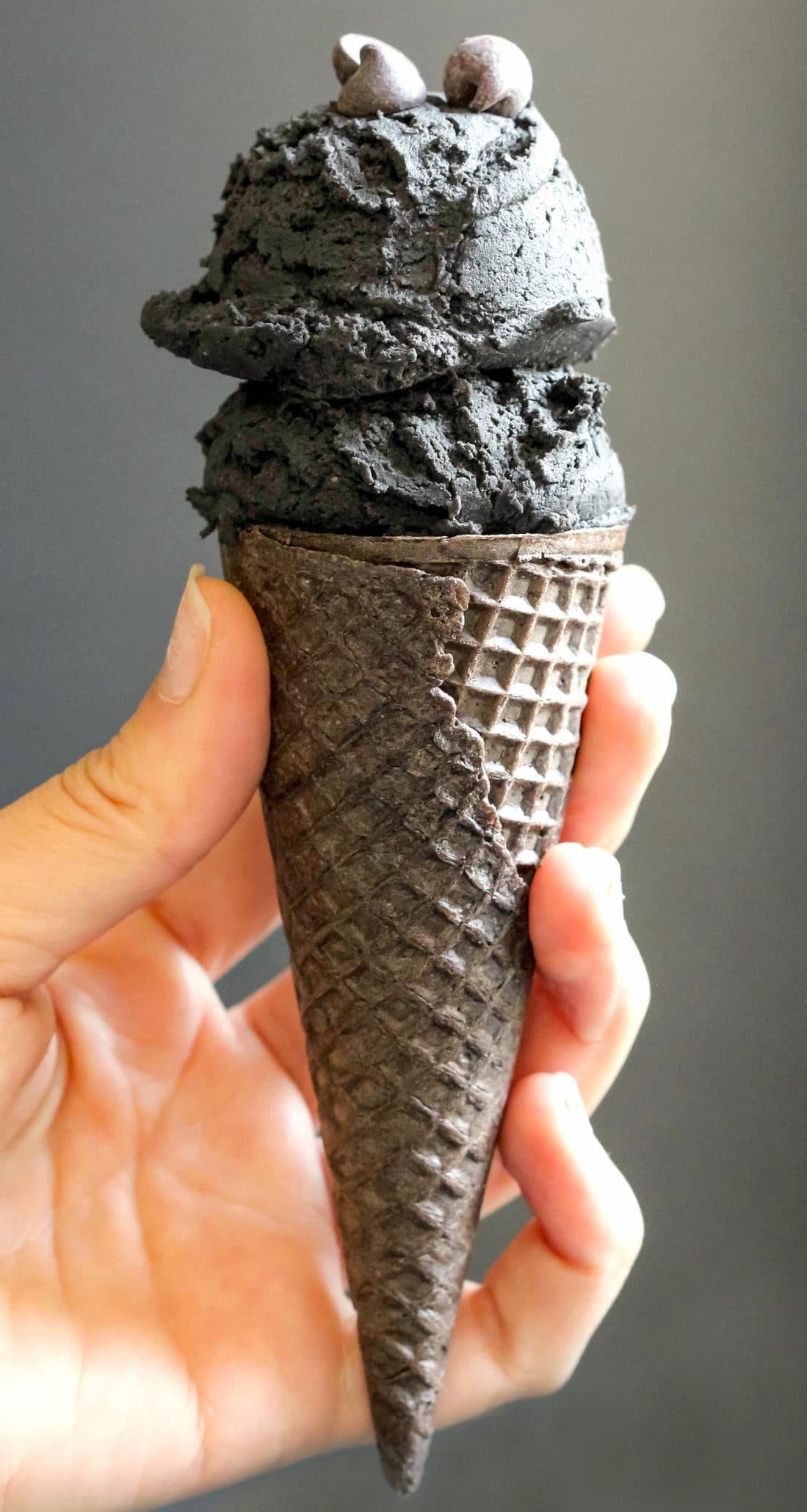 Black Velvet is just like red velvet, only jet-black. This sweet, rich, addictive, and chocolatey, secret ingredient Healthy Black Velvet Cookie Dough is all natural, sugar free, high protein, gluten free, AND vegan, but you'd never know it. Oh, and it’s safe to eat raw! -- Healthy Dessert Recipes with sugar free, low calorie, low fat, high protein, gluten free, dairy free, vegan, and raw options at the Desserts With Benefits Blog (www.DessertsWithBenefits.com)