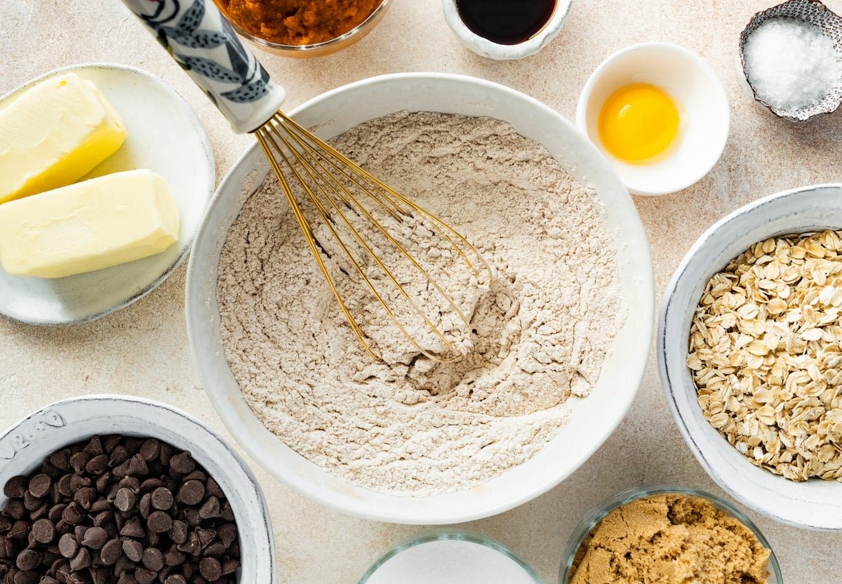 ingredients to make pumpkin oatmeal chocolate chip cookies.