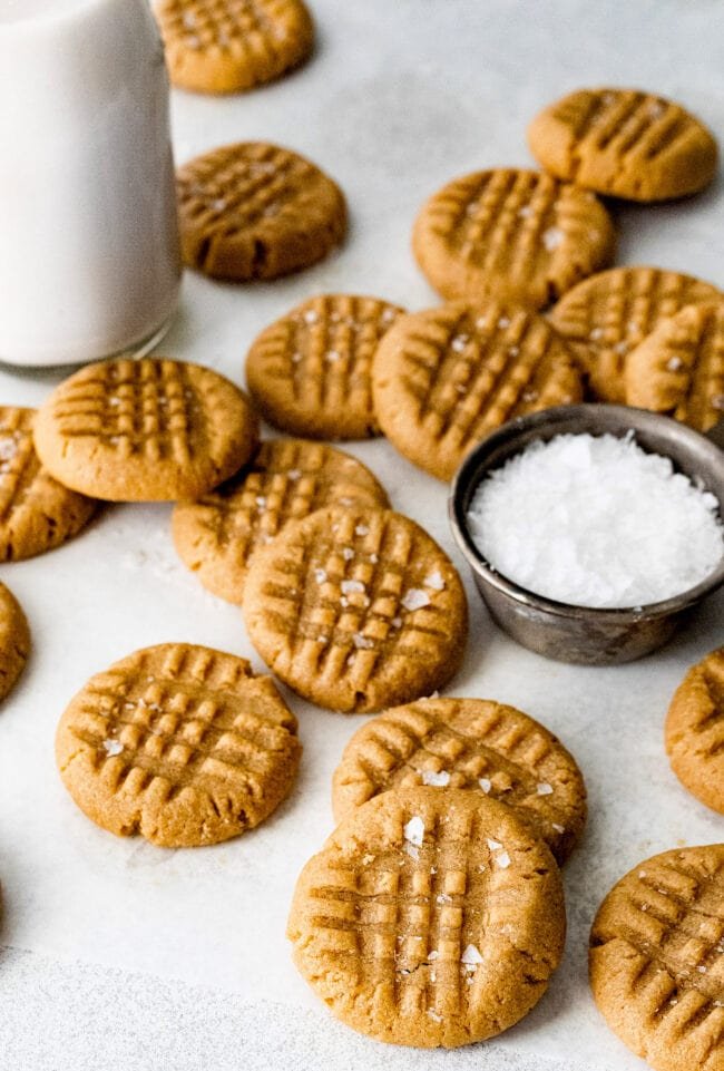 3 ingredient peanut butter cookies with sea salt
