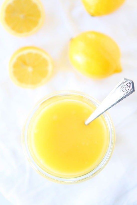 Lemon Curd Recipe on twopeasandtheirpod.com The BEST lemon curd recipe and it's easy to make too! How to make lemon curd
