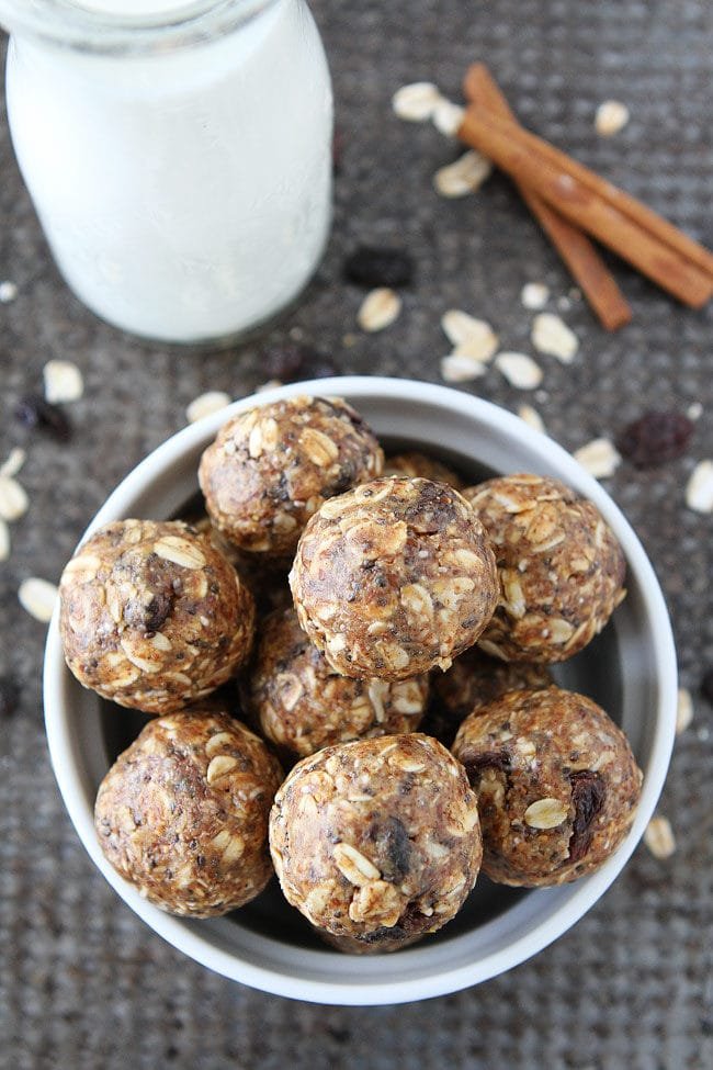 No-Bake Oatmeal Raisin Cookie Energy Bites Recipe on twopeasandtheirpod.com These easy oatmeal raisin cookie energy bites only take minutes to make and are a great healthy snack or dessert. No-Bake Oatmeal Raisin Cookie Energy Bites Recipe