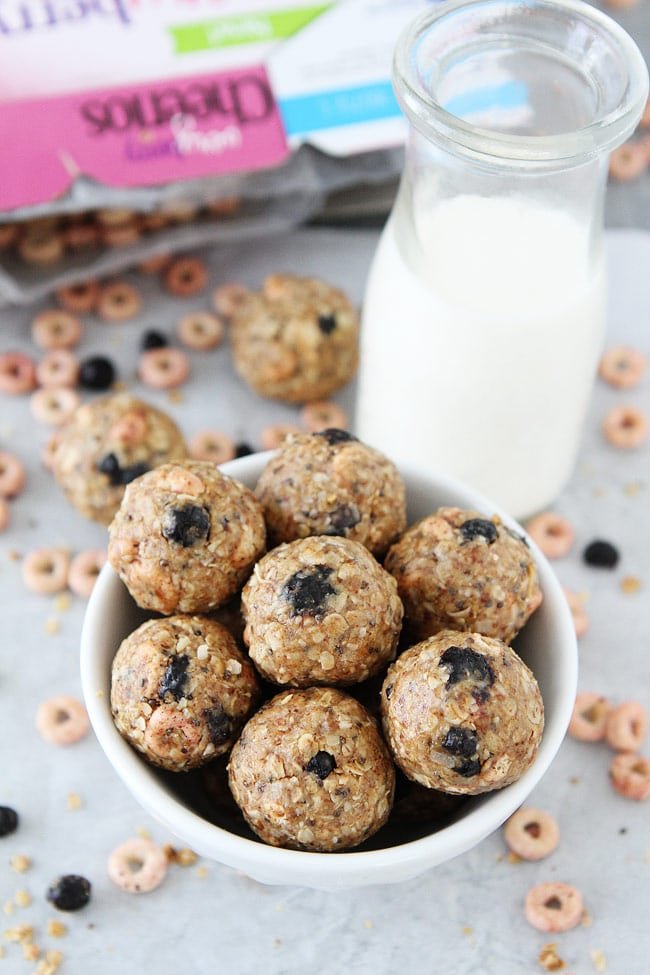 No-Bake Berry Energy Bites Recipe on twopeasandtheirpod.com These easy and healthy energy bites are great for breakfast on the go, snack time, or even dessert! No-Bake Berry Energy Bites Recipe