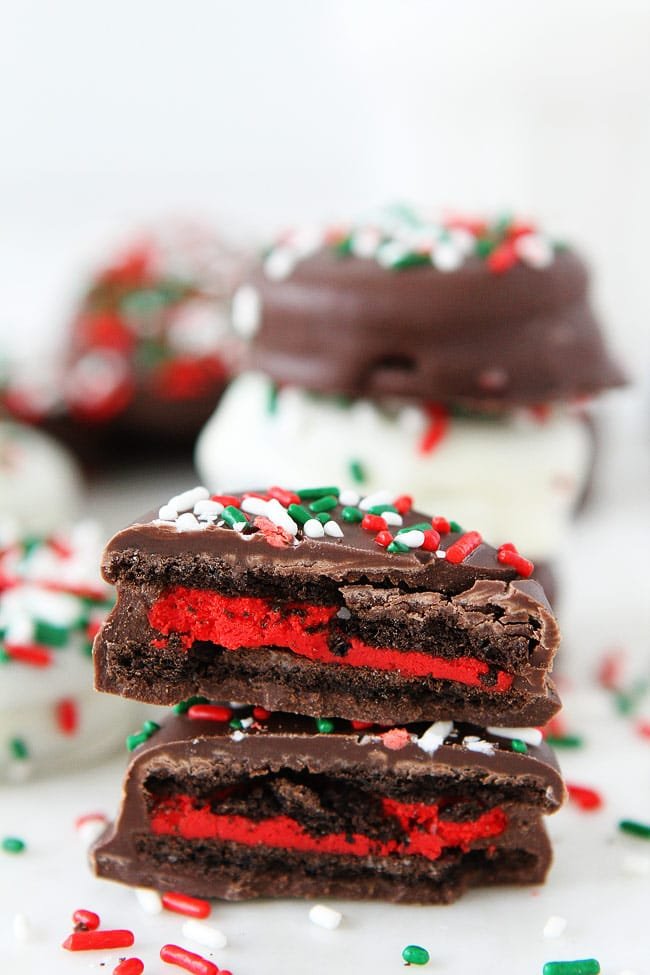 Chocolate Dipped Oreos Recipe on twopeasandtheirpod.com Oreo cookies dipped and chocolate and decorated with fun toppings! These cookies are easy to make at home and make a great holiday gift! Chocolate Dipped Oreos Recipe